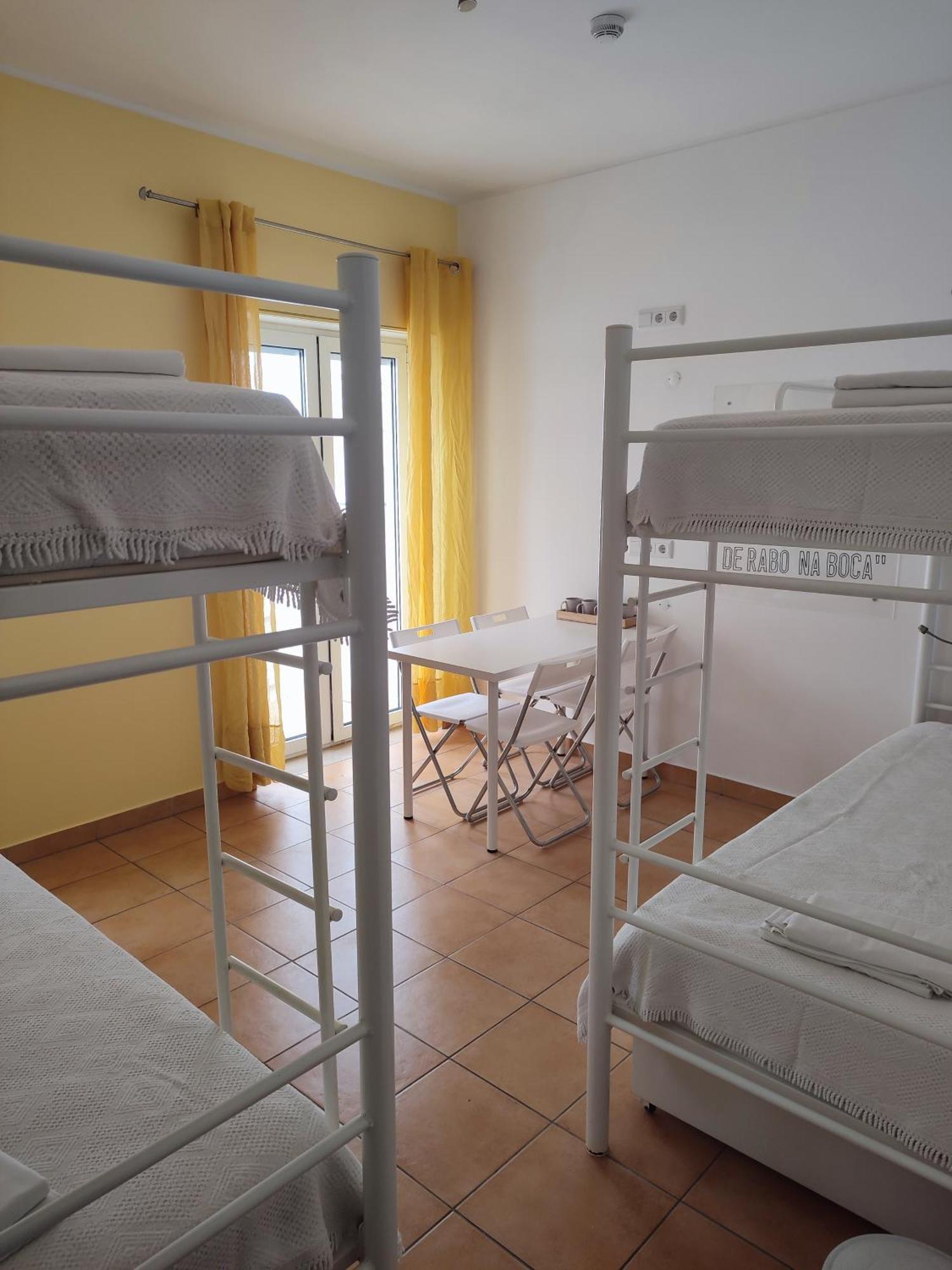 Racing Mackerel Hostel Lagos Kültér fotó